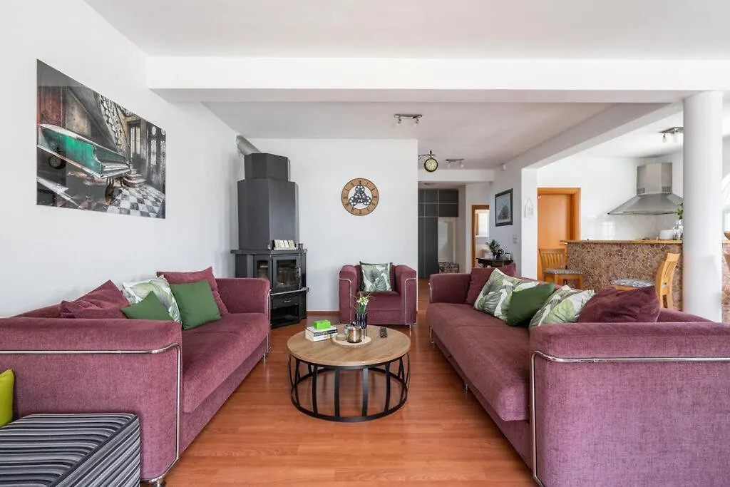 Villa Bliss , Kastela - Croatia Kastel Novi 0*,  Croatia